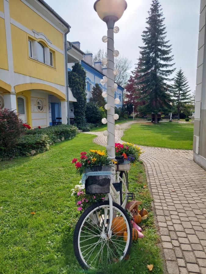 City Corner Thermal Mosonmagyaróvár Εξωτερικό φωτογραφία